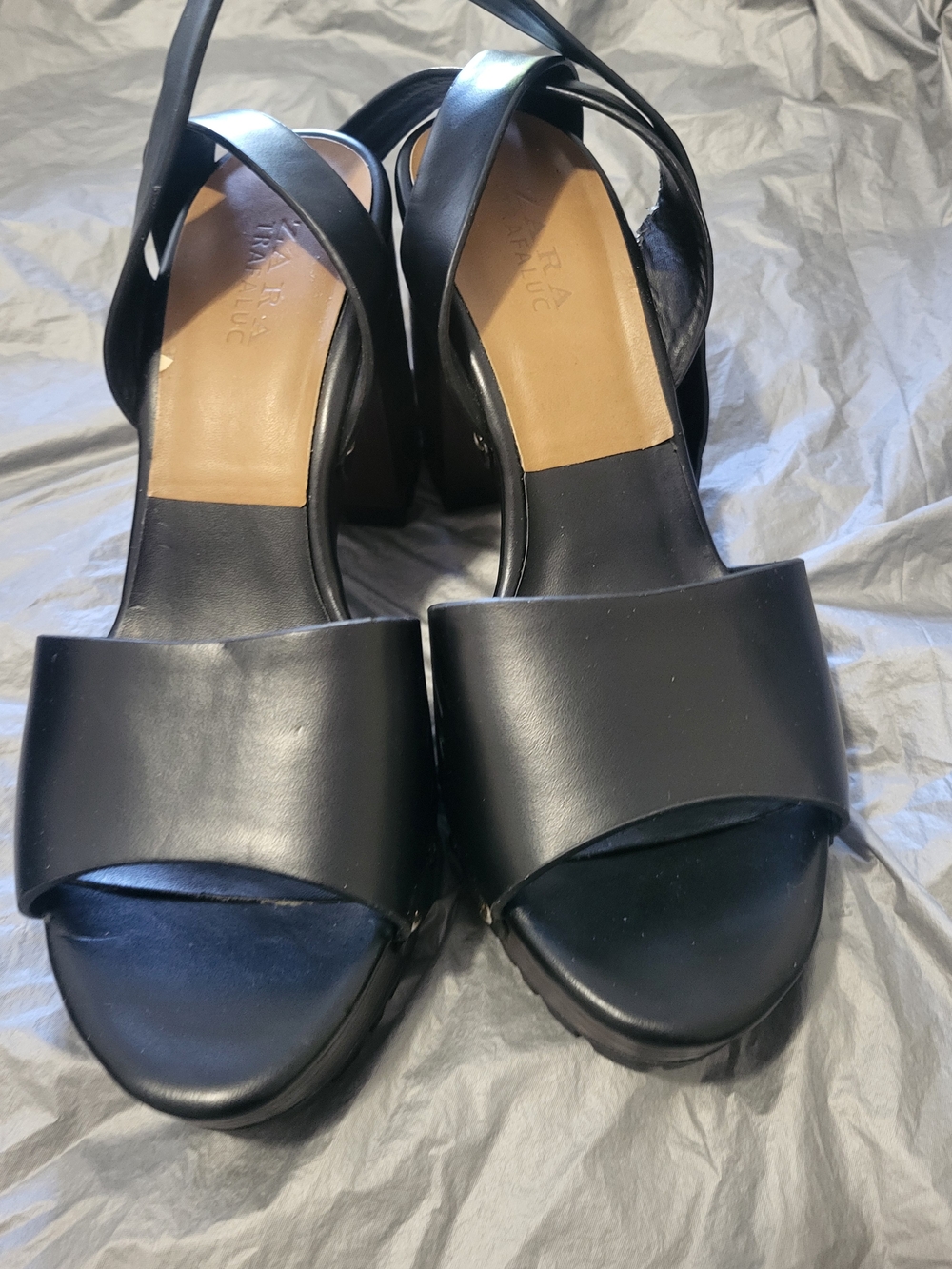 Zara Studded Black Leather Platform Sandals with Chunky Wood Heel - Picture 4 of 13